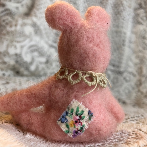 Handmade needle felted teddy bear - Picture 8 of 11